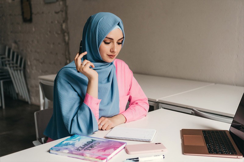 The Elegance of Designer Muslim Clothing