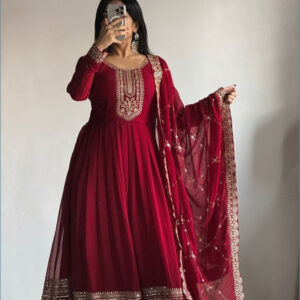 Aarzoo Bloom Luxe Gown Set deep red Colour3