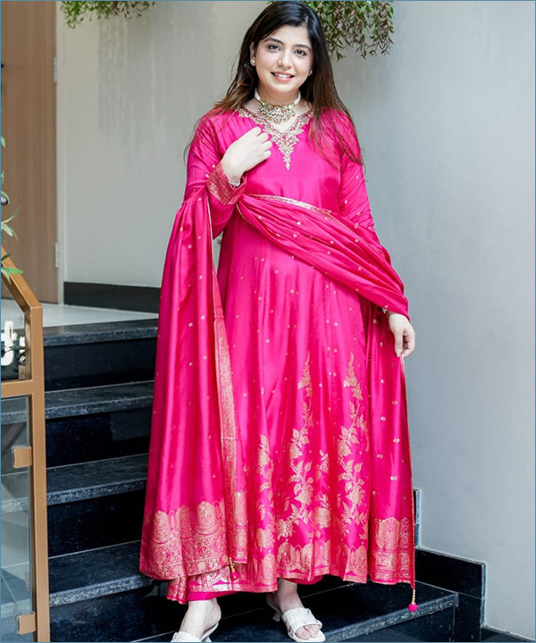 Noor-E-Banarasi Chanderi Anarkali Gown Set