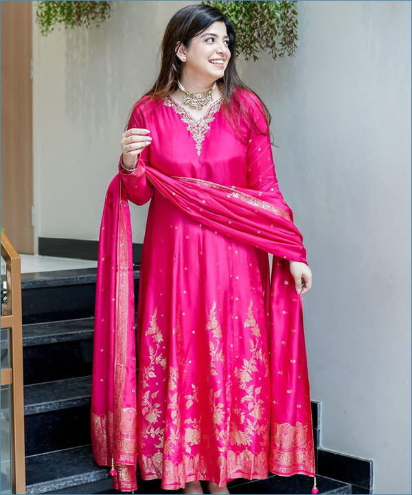 Noor-E-Banarasi Chanderi Anarkali Gown Set - Image 6